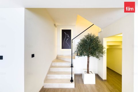 Duplex de 3 dormitorios en Dubai Marina, UAE No. 135599 3