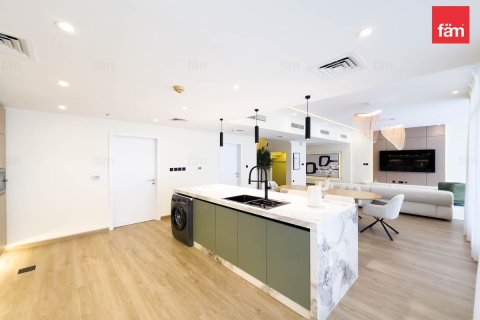 Duplex de 3 dormitorios en Dubai Marina, UAE No. 135599 6