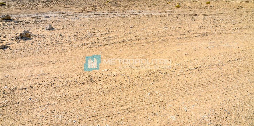 1952m² Land in Khalifa City, UAE No. 79845