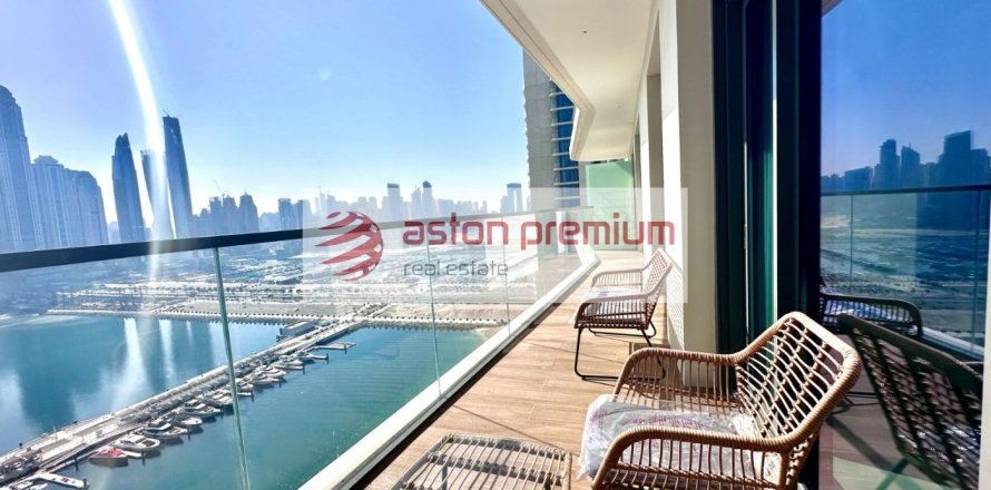 Apartment de 2 dormitorios en EMAAR Beachfront, UAE No. 132514