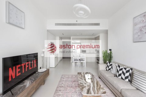 Apartment de 2 dormitorios en EMAAR Beachfront, UAE No. 132514 9