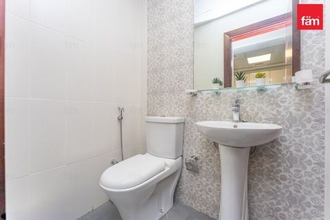 1 bedroom Apartment in Dubai Studio City, UAE No. 169180 18