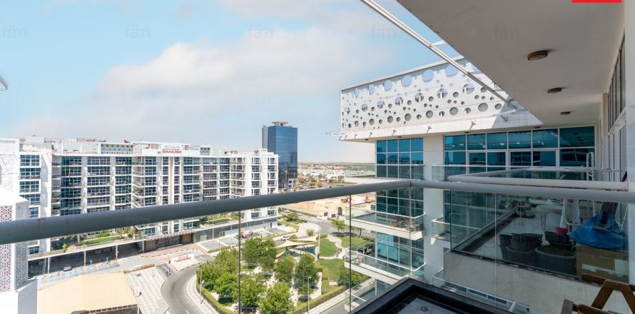 1 bedroom Apartment in Dubai Studio City, UAE No. 169180