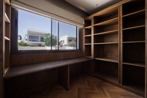 Villa de 4 dormitorios en  Yas Island, UAE No. 208700 30