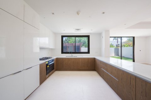 Villa de 4 dormitorios en  Yas Island, UAE No. 208700 20