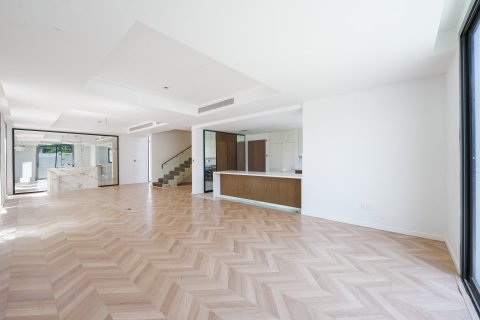Villa de 4 dormitorios en  Yas Island, UAE No. 208700 2