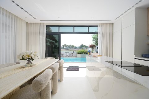 Таунхаус с 4 спальнями в Jumeirah Luxury, ОАЭ №208696 10