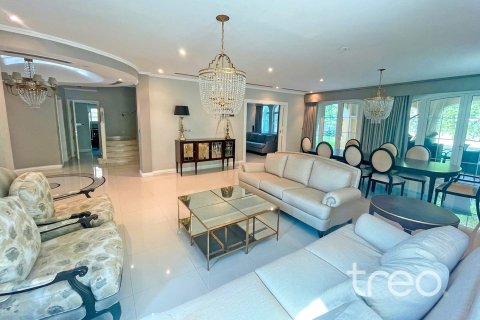 5 غرفة نوم  فيلا في Legacy, الإمارات العربية المتحدة رقم 183144 5