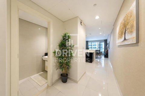 3 bedrooms Apartment in Business Bay, UAE No. 190676 6