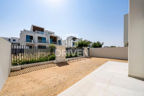 Townhouse de 4 dormitorios No. 120632 30