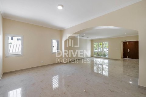 Вилла с 4 спальнями №120635 2