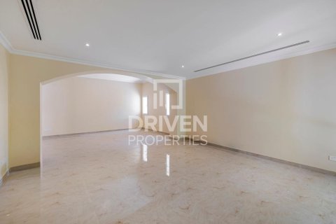 Вилла с 4 спальнями №120635 3