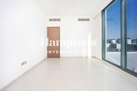 4 غرف نوم فيلا  رقم 135338 5