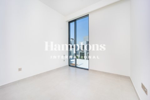 4 غرف نوم فيلا  رقم 135338 14