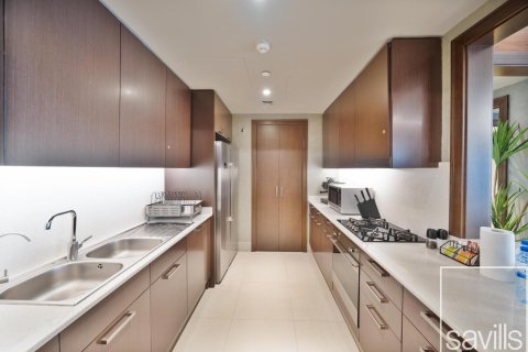 Квартира с 3 спальнями в Даунтаун Дубай (Даунтаун Бурдж Дубай), ОАЭ №136477 5