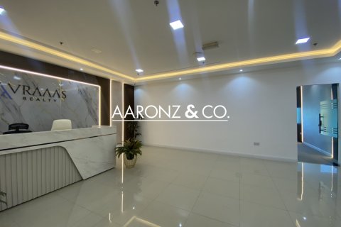 94m² Office in Business Bay, UAE No. 132806 10