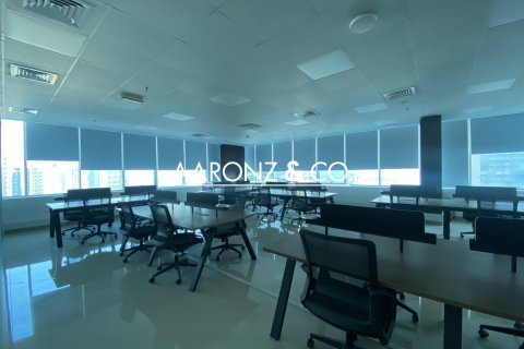 94m² Office in Business Bay, UAE No. 132806 4