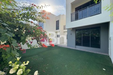 Townhouse de 3 dormitorios en Dubai Hills Estate, UAE No. 88620 2