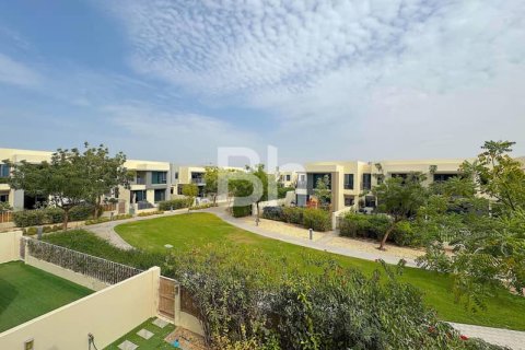 Townhouse de 3 dormitorios en Dubai Hills Estate, UAE No. 88624 12