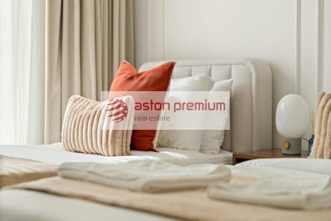 Apartment de 3 dormitorios en EMAAR Beachfront, UAE No. 132568 16