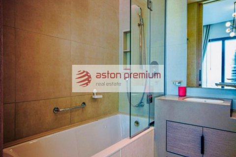 Квартира с 1 спальней в Джумейра Бич Резиденс, ОАЭ №132571 8