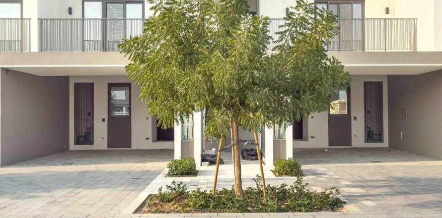 Villa de 3 dormitorios en Tilal Al Ghaf, UAE No. 149474