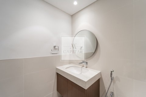 Appartement de 2 chambres à EMAAR Beachfront, UAE No. 29993 20
