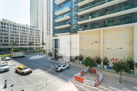 Appartement de 2 chambres à EMAAR Beachfront, UAE No. 29993 13
