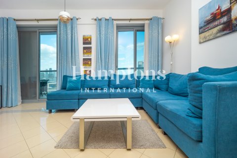 Apartment de 2 dormitorios en The Views 1, UAE No. 152580 16