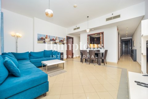 Apartment de 2 dormitorios en The Views 1, UAE No. 152580 9