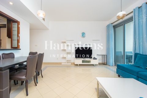 Apartment de 2 dormitorios en The Views 1, UAE No. 152580 6