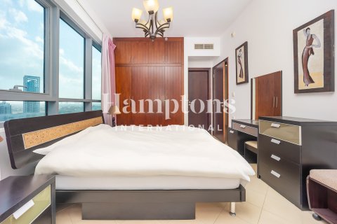 Apartment de 2 dormitorios en The Views 1, UAE No. 152580 10