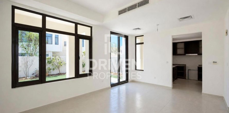 Villa de 3 chambres à Mira Oasis, UAE No. 209972