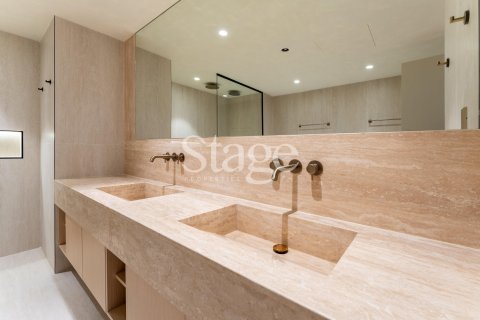 Appartement de 4 chambres  No. 109900 24