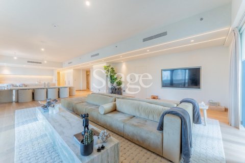 Appartement de 4 chambres  No. 109900 12