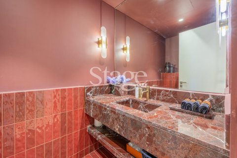 Appartement de 4 chambres  No. 109900 21