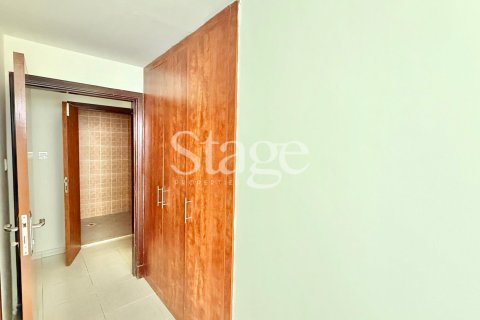 Appartement de 2 chambres  No. 109903 11