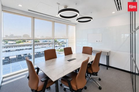 139.7m² Office in Dubai, UAE No. 210225 10