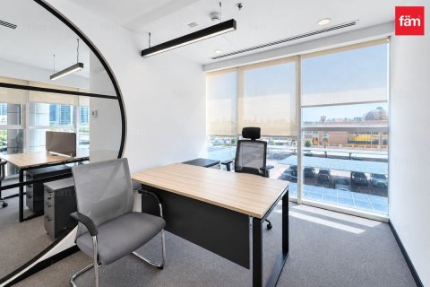 139.7m² Office in Dubai, UAE No. 210225 11