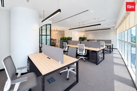 139.7m² Office in Dubai, UAE No. 210225 7