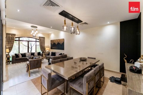 Townhouse de 4 dormitorios en Dubai, UAE No. 210224 6