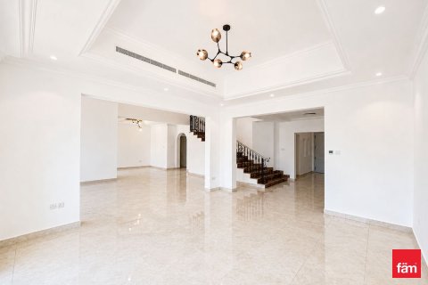 Вилла с 4 спальнями в Jumeirah Islands, ОАЭ №163713 26