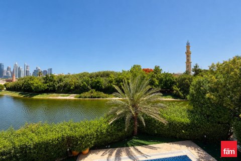Вилла с 4 спальнями в Jumeirah Islands, ОАЭ №163713 7