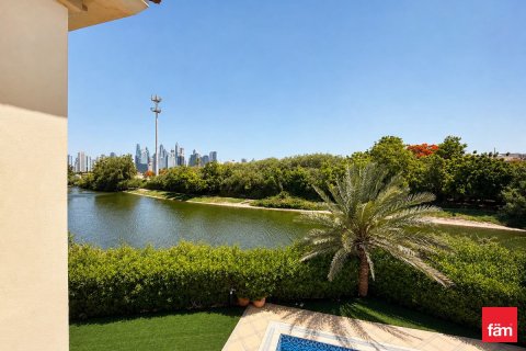 Вилла с 4 спальнями в Jumeirah Islands, ОАЭ №163713 11