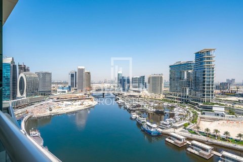 Apartment de 2 dormitorios en Business Bay, UAE No. 85229 11