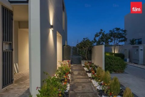 Таунхаус с 3 спальнями в Дубай, ОАЭ №145392 5