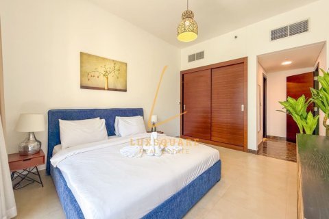 Apartment de 1 dormitorio en Sparkle Towers, UAE No. 210643 10