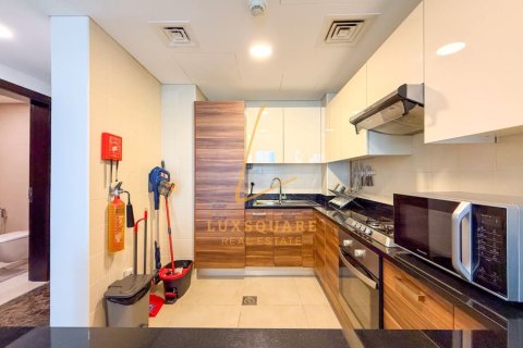 Apartment de 1 dormitorio en Sparkle Towers, UAE No. 210643 7