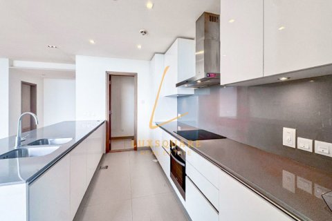 3 bedrooms Apartment in Al Wasl, UAE No. 210644 9