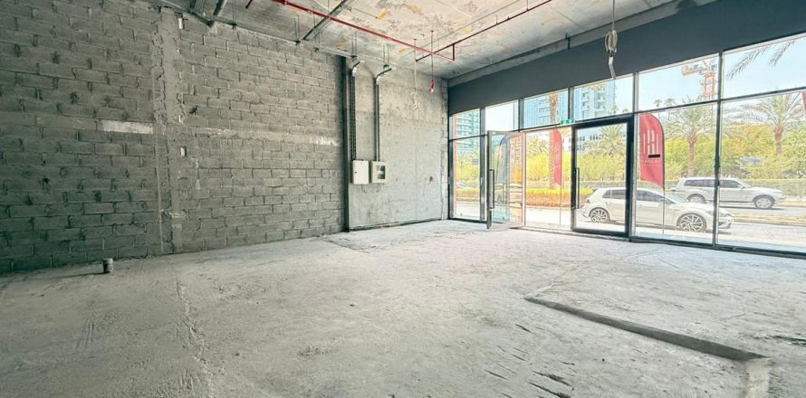 105.7m² Shop in Dubai, UAE No. 168808